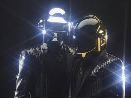 Jun 09, 2021 · en pleine procédure de divorce de kim kardashian, kanye west n'est déjà plus un coeur à prendre. Quand Daft Punk Se Laissait Interviewer Sans Casque Par La Voix Du Nord