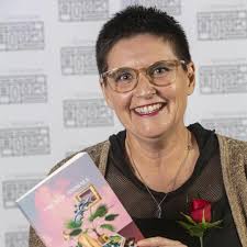 Stream episode Sweetman Podcast: Episode 122