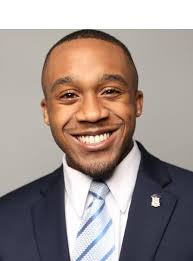 Crescent On The Yard