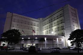 Broken screen repair or cracked lcd glass? Gov Ige Wants The State To Buy Federal Jail To Replace Oahu Community Correctional Center Honolulu Star Advertiser