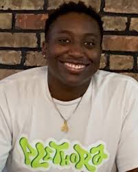 IT'S BABY'S FIRST POP-UP 🙇🏾‍♀️😇💚 This past weekend, I had the  opportunity to be a vendor at a market pop-up and engage with people in  person for the very first time since