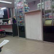 Bandar ini ditadbir oleh majlis bandaraya pasir gudang (mbpg). Klinik Penawar Kota Masai Pharmacy