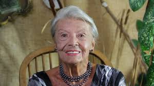 Zdenka procházková (born 4 april 1926) is a czech actress. Zdenka Prochazkova Herecka Youtube