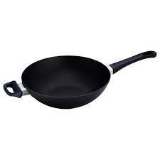 Our patented stratanium nonstick surface provides exceptional searing results with little or no oil. Scanpan Classic 11 Inch Wok Target