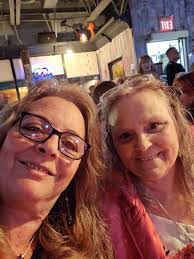 Sherrie Everett's Instagram, Twitter & Facebook