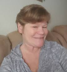 Is there a beauty salon in Boardman? Need a haircut bad !