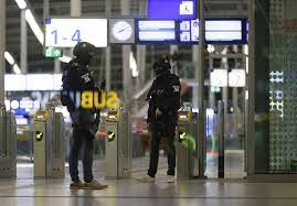 Een alarmsysteem abonnement in utrecht is een perfecte manier om inbraak, brand en schade snel te herkennen en tegen te gaan. Loos Alarm Op Utrecht Centraal Geen Sprake Van Dreigende Situatie Dinsdagavond Indebuurt Utrecht