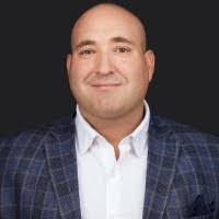 Paul Brosseau's Instagram, Twitter & Facebook