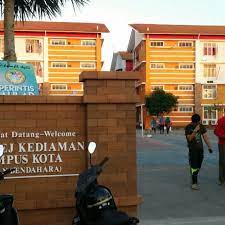 Pengkalan chepa on wn network delivers the latest videos and editable pages for news & events, including entertainment, music, sports, science and more, sign up and share pengkalan chepa is where the sultan ismail petra airport is located. Kolej Kediaman Umk 11 Tips