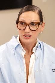 How to Style a Button-Up Shirt like Jenna Lyons