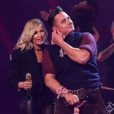 Andreas gabalier, ein steirer bub. Helene Fischer Und Andreas Gabalier Schlager Stars In Trauer Top Ten Weit Oben Vertreten Stars