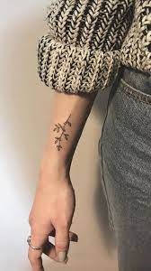 Einzigartige Designs Fur Eine Edle Tatowierung Classy Tattoos Tattoos Dainty Tattoos