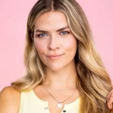 Anne Schade (@anneschade)