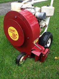 Giant Vac 8 Hp Walk Behind Leaf Blower With Briggs Stratton Engine Walk Behind Briggs Stratton Vac