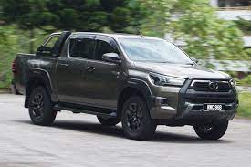 More more » kereta sedan pertengahan yg baik. Toyota Hilux 2021 Price In Malaysia News Specs Images Reviews Latest Updates Wapcar