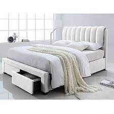 pin on lit capitonne