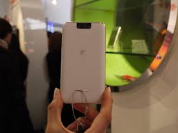 Photos: Toshiba TG01 touch-screen hands ...