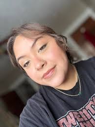 Hi anyone needing an extra roommate for august2025-july2026, message me. I  last minute decided i'm going to stay an extra year in boone. I'm currently  a senior and graduating with a BA