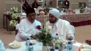 Viral pertemuan prabowo dan habib syech ini cerita versi gerindra. Ribuan Jemaah Salawat Bersama Habib Syech Bin Abdul Qodir Assegaf Di Balai Kota Among Tani Malangvoice