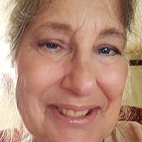 Carl Holliday's Instagram, Twitter & Facebook