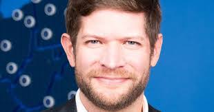 Brant Wells's Instagram, Twitter & Facebook