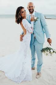 24 Men S Wedding Attire For Beach Celebration Wedding Forward Beach Wedding Groom Attire Beach Wedding Attire Mens Wedding Attire