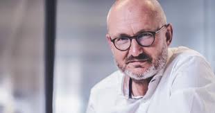 From face mask to vaccine: traceability in the healthcare logistics chain  is crucial in the fight against COVID