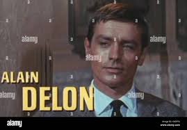 Alain delon immagini e fotografie stock ad alta risoluzione