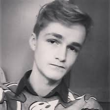 Jesse Biggers (@JesseBiggers)