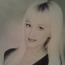 Lana Meier's Instagram, Twitter & Facebook