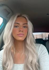 Allison Strader's Instagram, Twitter & Facebook