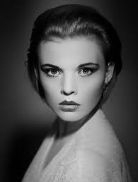 Butterfly Effect By Marcin Wuu Butterfly Lighting Studio Photography Lighting Magazine Photography