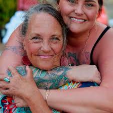 Beaches in Kona safe for winter swimming?