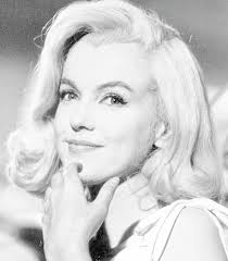 Marilyn Monroe.🌹 This is one of my favorite pictures of her.