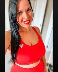 Sonya Willard's Instagram, Twitter & Facebook