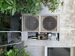 La ventilation produit une légère dépression dans le mur, ce qui accélère sa déshumidification. Entretien D Une Pompe A Chaleur Et D Un Assecheur D Air A Fougeres 35300 Avenir Thermique Diagnostics