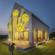 Manager horst heldt (43) schützt den ohnmächtigen keller, den er selbst installiert hat: Borussia Dortmund Logo Projector Fan Item Led Spotlight Bvb Logo Lighting For Borussia Dortmund Supporter Yellow Black Amazon De Beleuchtung