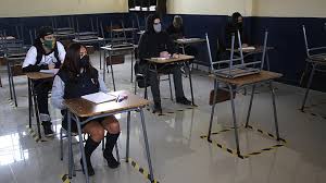 En chile, la gran mayoría de los alumnos no ha tenido clases presenciales durante los últimos 11 meses, debido a la pandemia del coronavirus. El 15 De Los Colegios Que Reabrieron En Chile Presentaron Algun Caso De Covid En Ninguno Hubo Brotes Emol Com