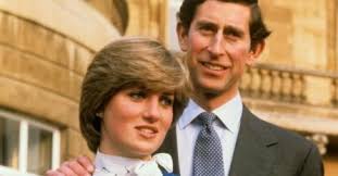 VELIKA LAŽ CHARLESA I DIANE: Šta je čudno na svakoj fotografiji?