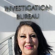 Kristine Lind (@KrissyLind)