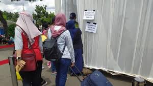 Waduh Antrean Panjang Rapid Test Antigen Di Stasiun Kiaracondong Bandung Mencapai 3 Jam Tribun Cirebon