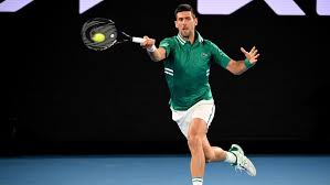 Đoković je odigrao dva odlična seta i hitao je ka sigurnoj pobedi od tri seta. Djokovic Schlagt Raonic Und Trifft Auf Zverev Kicker