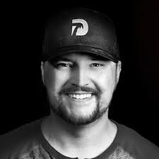 Comparación entre la MacBook Pro M1 Max y la Dell Precision 5760 en los  puntos de referencia de renderizado para DaVinci, Premiere Pro y After  Effects