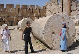 La terraza de baalbek la terraza de baalbek, 2020 descubre nuevos y emocionantes diseños. 26 Ideas De Baalbek Libano Mundo Antiguo Arqueologia