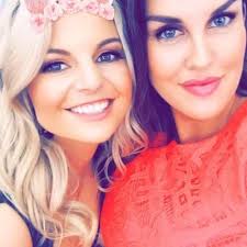 Nikki Pratt (@nikki_prattt)