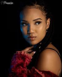 Mitzi Shaw's Instagram, Twitter & Facebook