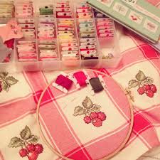 Crossstitch Kirazli Mutfak Masa Ortusu Cross Stitch Stitch Projects Stitch