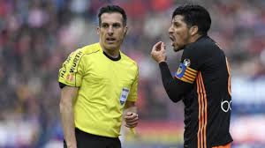Enzo pérez (arg) currently plays for liga profesional de fútbol club river plate. Enzo Perez Departs As One Of Valencia S Worst Pieces Of Business Marca In English