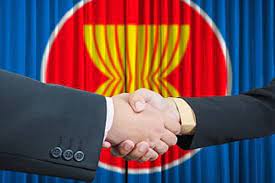Kemajuan iptek mendorong penemuan produk yang memudahkan manusia beraktivitas. Pengaruh Kerja Sama Bidang Ekonomi Terhadap Kehidupan Di Asean Halaman All Kompas Com