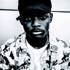 Ruby Maxwell's Instagram, Twitter & Facebook